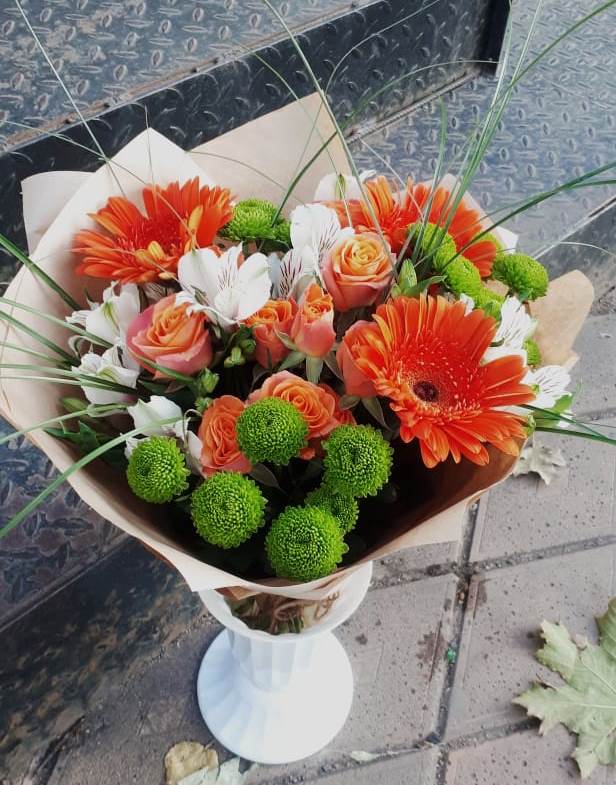 Букет цветов из: Герберы, Хризантемы, Альстромерии и Розы в Фуньково