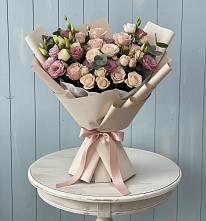 Букет цветов из:  Розы и Лизиантусы #REPLACE_PRED# Фуньково