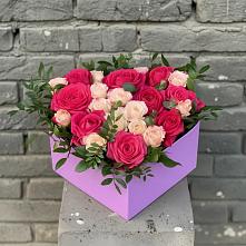 Цветочная композиция из Розы в коробке в Фуньково