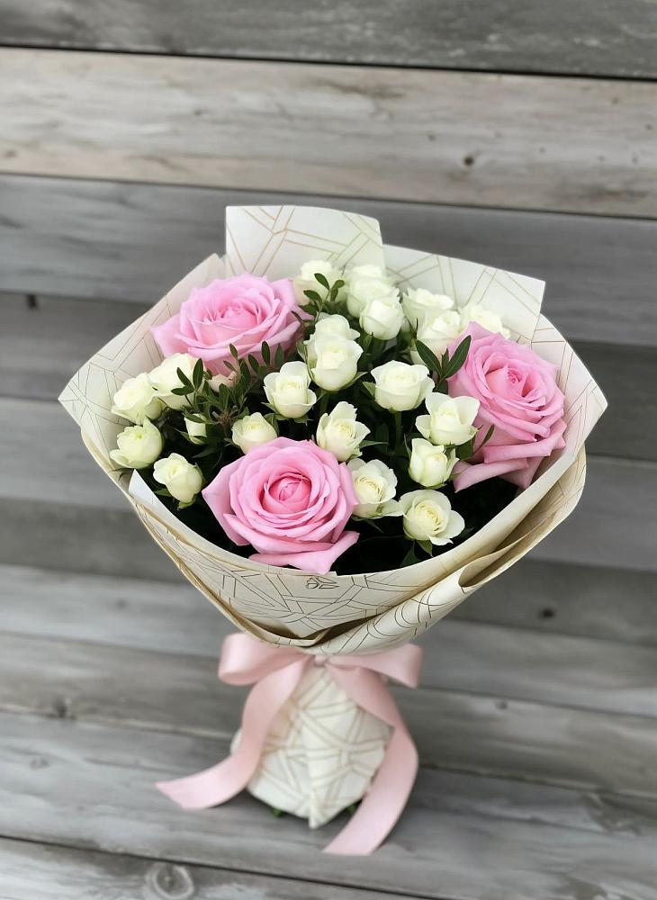Букет цветов из: Розы в Фуньково
