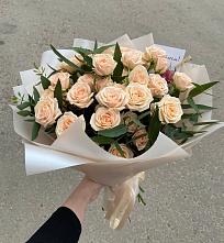 Букет Кремовые розы Латте в Фуньково