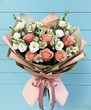 Букет цветов из:  Розы, Альстромерии и Лизиантусы в Фуньково