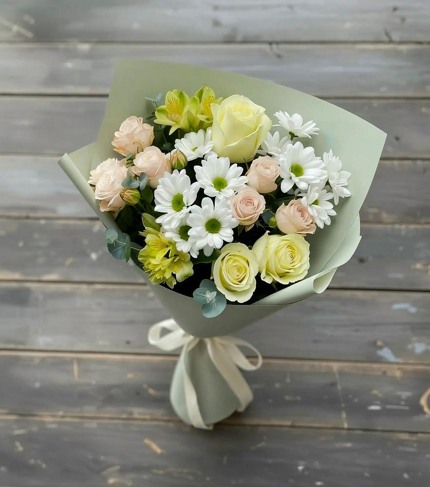 Букет цветов из: Альстромерии, Розы и Хризантемы в Фуньково