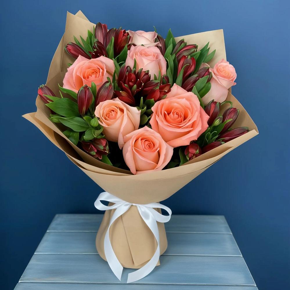 Букет цветов из: Розы и Альстромерии в Фуньково