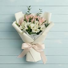 Букет цветов из:  Альстромерии в Фуньково