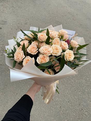 Букет Кремовые розы Латте в Фуньково