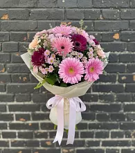 Букет цветов из:  Герберы и Хризантемы в Фуньково