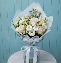 Букет цветов из:  Розы и Лизиантусы #REPLACE_PRED# Фуньково