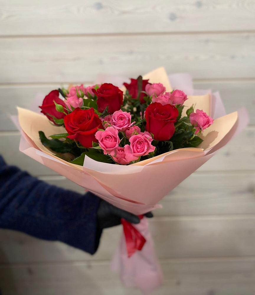 Букет цветов из: Розы в Фуньково
