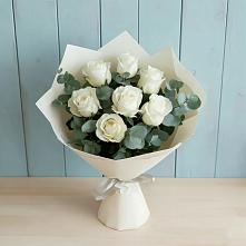 Букет Белые розы в Эвкалипте в Фуньково
