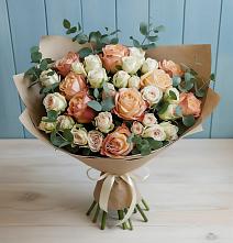 Букет цветов из:  Альстромерии и Розы в Фуньково