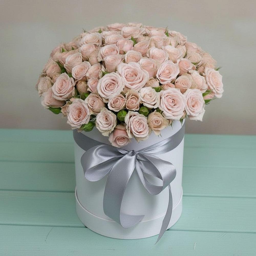 Цветочная композиция из Розы в шляпной коробке в Фуньково