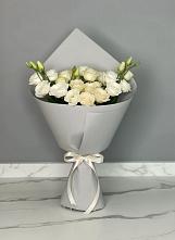 Букет цветов из:  Розы и Лизиантусы в Фуньково